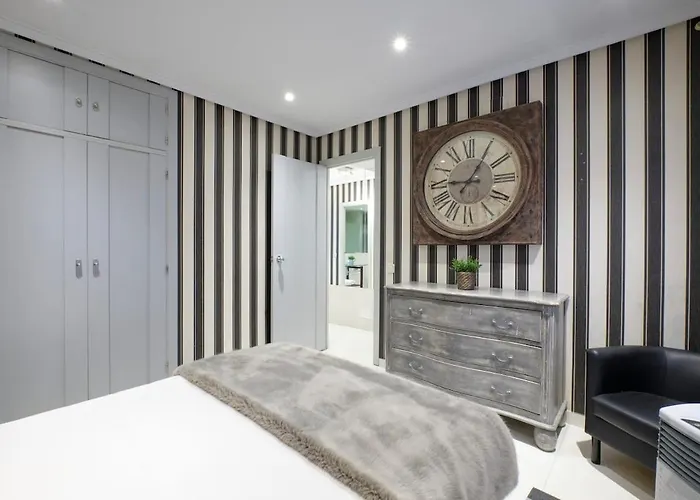 Refinado Apartamento Barrio Las Letras